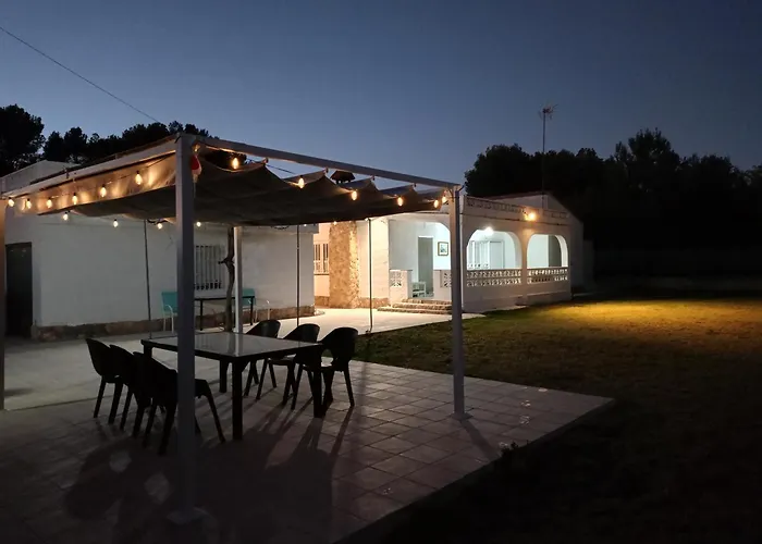 Large Yard, Large Lawn, Independent Villa