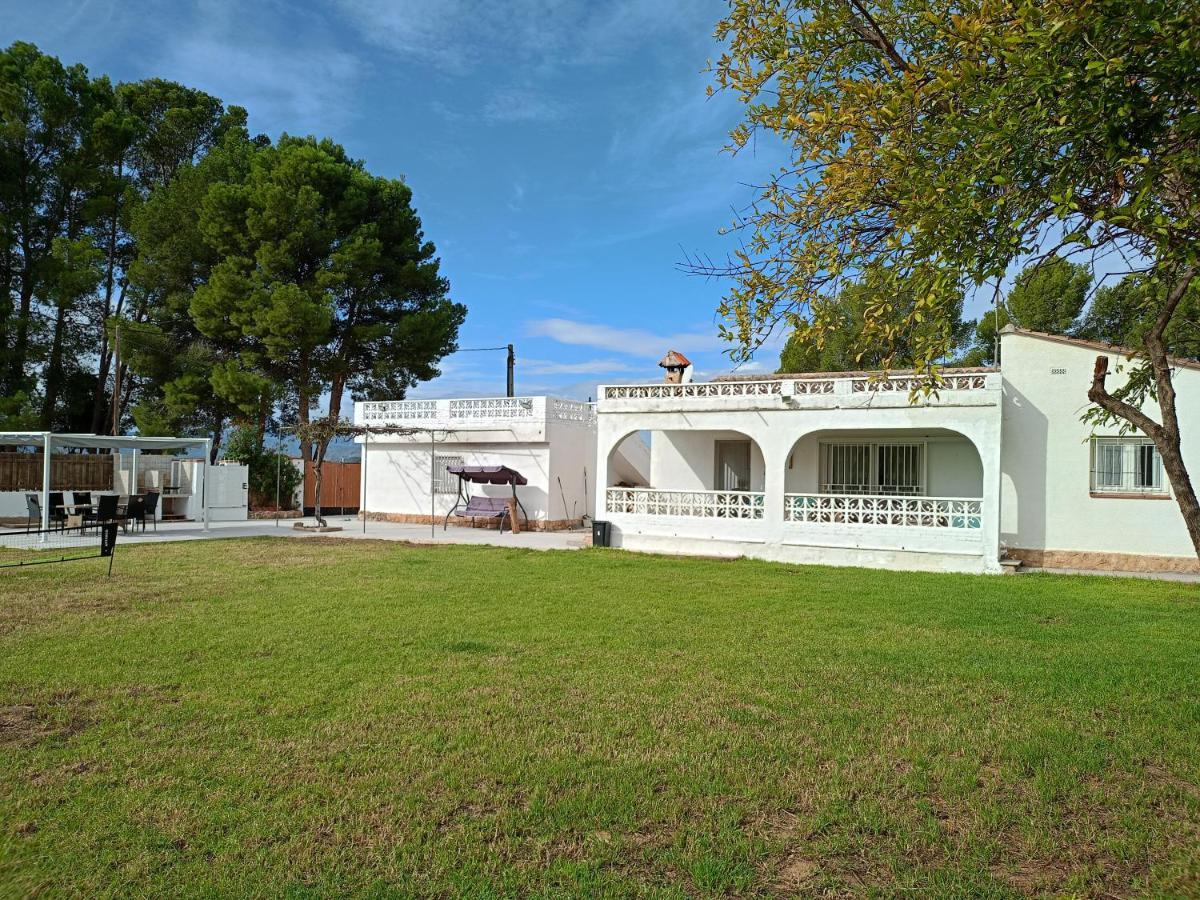 Large Yard, Large Lawn, Independent Vakantiehuis Lliria