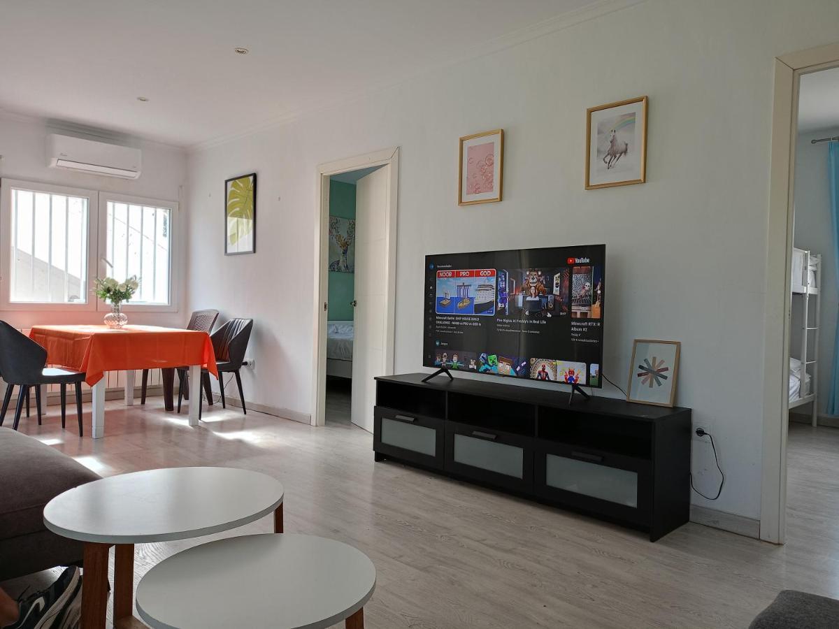 Large Yard, Large Lawn, Independent Holiday home Lliria