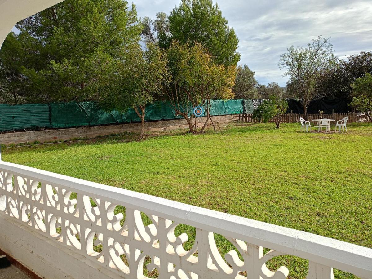 Large Yard, Large Lawn, Independent *